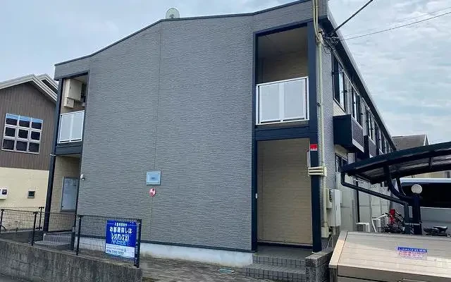 レオパレス９街区 0