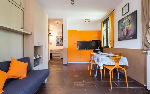 CONFORTEVOLE UNI STUDIO 0