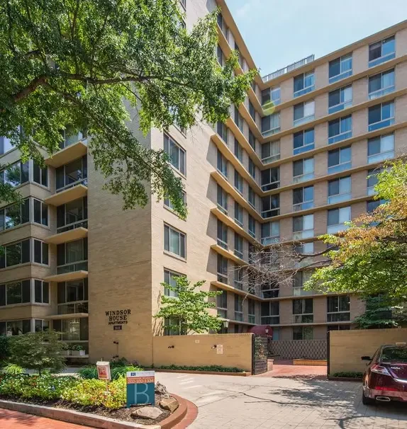 Windsor House Apartments