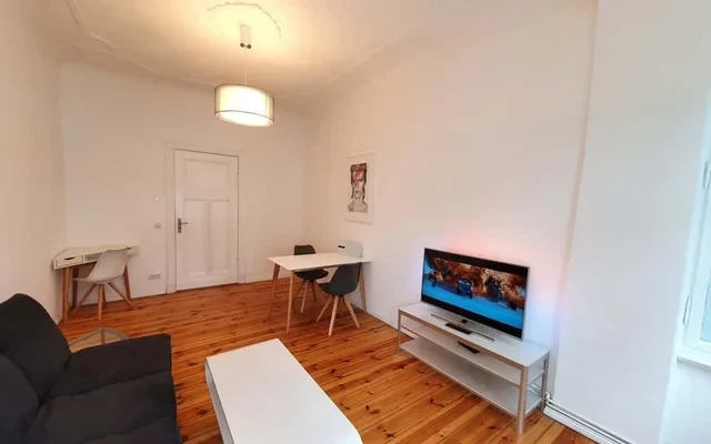 Maxima - charmante 2-Zimmer-Altbauwohnung mit Balkon 4