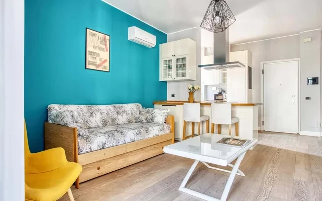 Apartment in Via Giacinto Bruzzesi 0