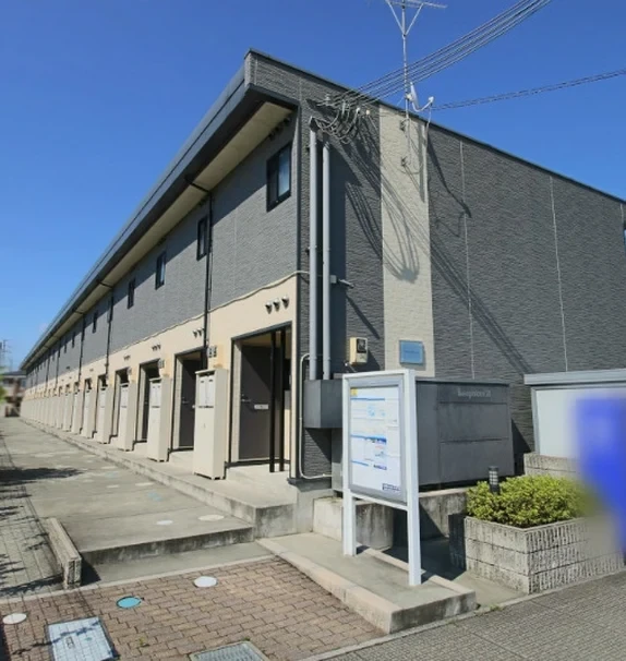 レオパレスメゾンアジュール