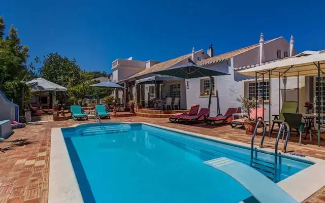 Girassol Apartment in Quinta Velha 0