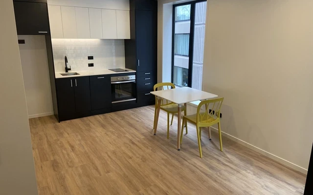 106 Vincent St 1