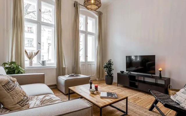 Guzet - 4 bedrooms in Friedrichshain 0
