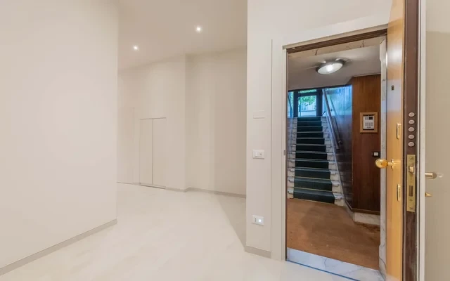 Apartment in Via Francesco Melzi d'Eril, Milano for 50 m² with 1 bedroom 3