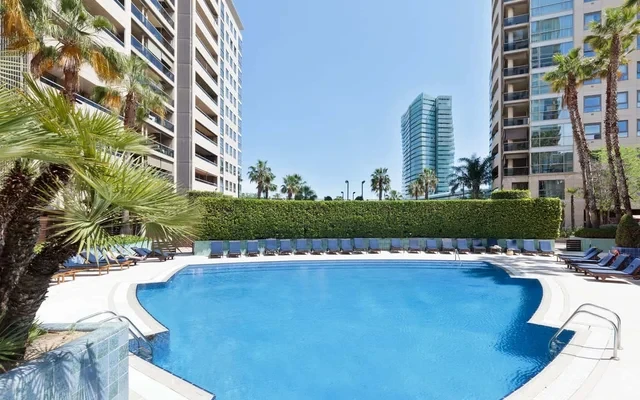 Pavots - 3 bedrooms, pool and gym in Poblenou 4