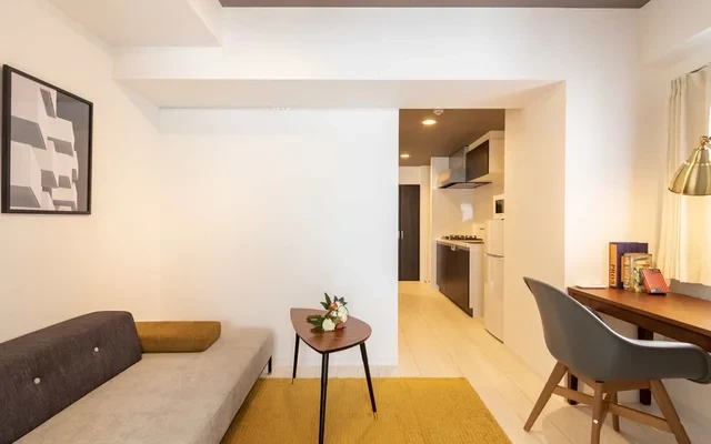 Hmlet Shinjuku Gyoenmae 3