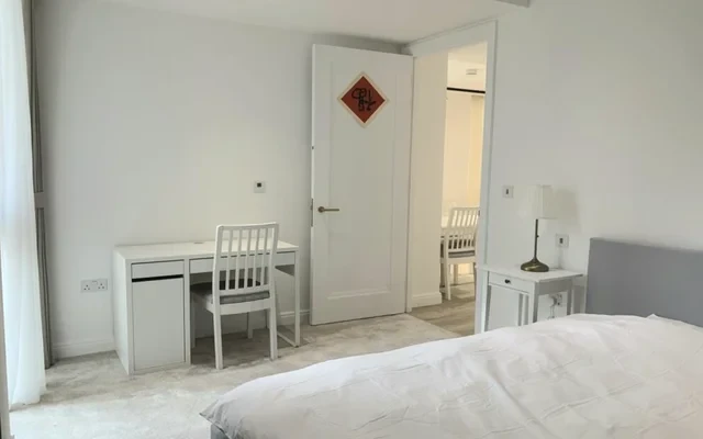 LH-417, Dingley Road 1