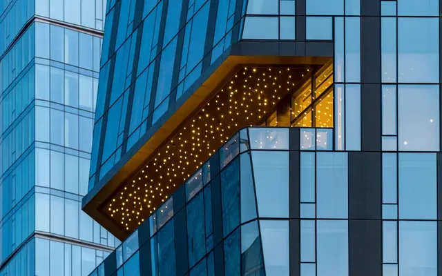 Waterline Square 3
