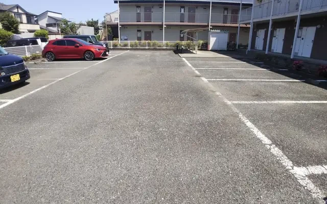 レオパレスミレニアム 1
