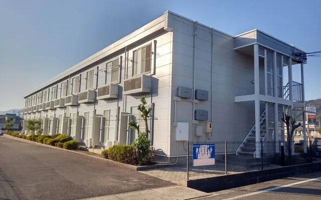 レオパレス伊賀 4