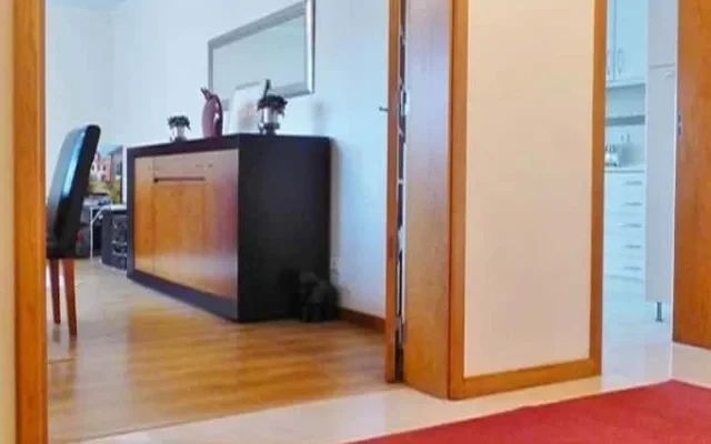 One-bedroom apartment in Lumiar, Lisbon (not furnished) 2