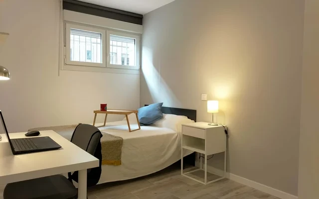 Calle de Pio Felipe, 38 2