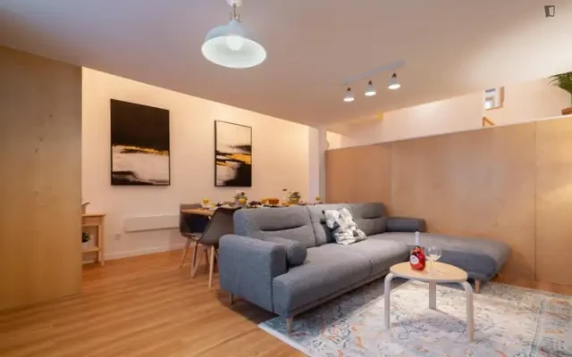house near Rua 1º De Maio - ที่พักนักศึกษาในวินลาโนวา เดอ ไกอา