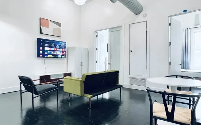 105 weirfield Street, Brooklyn 4