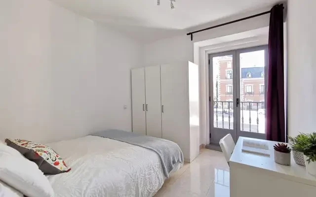 Appartamento Plaza de Santa Cruz 6 0