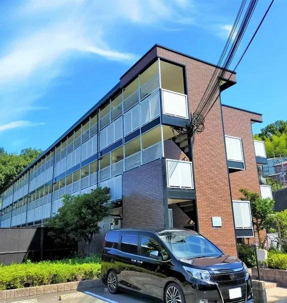 レオパレスサルース