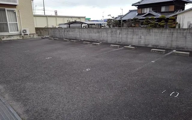 レオパレスアーク 4