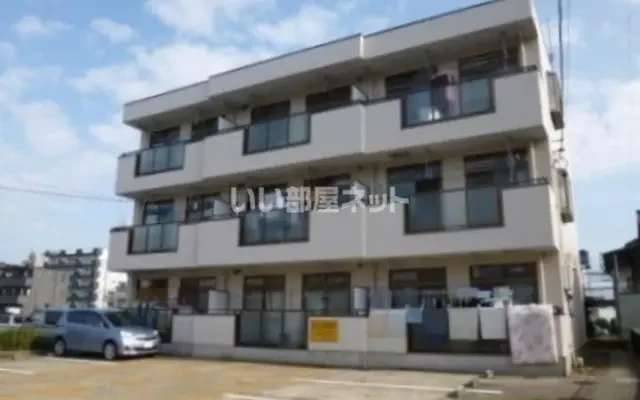 シャランフロイデ 102号室 - Ama student accommodation