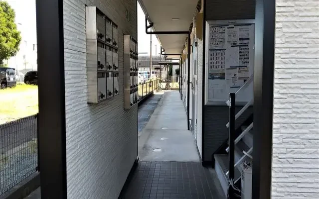 レオパレスメルベーユ 4