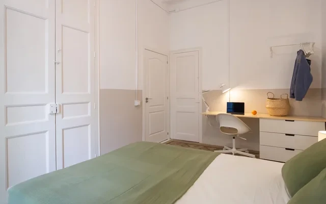 Spacious and Bright Double Room - Sant Andreu 4