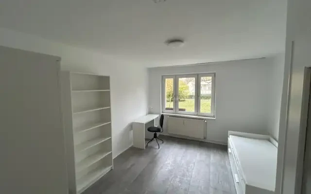 apartment in Baumschulenweg 4