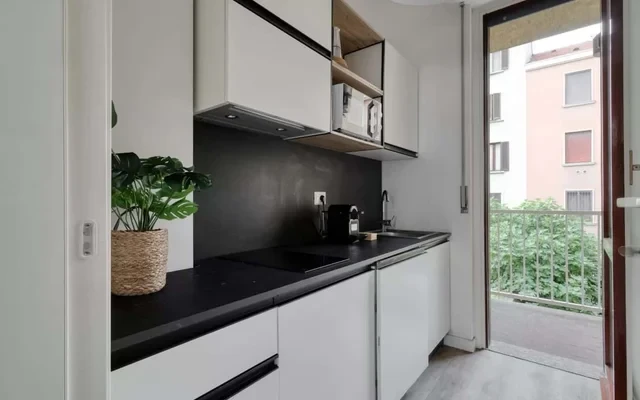 Modern studio for 3 near the city centre 2
