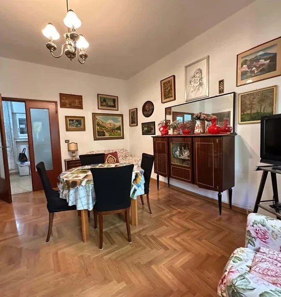 Via del Lloyd, Trieste di 134 m² con 3 camere