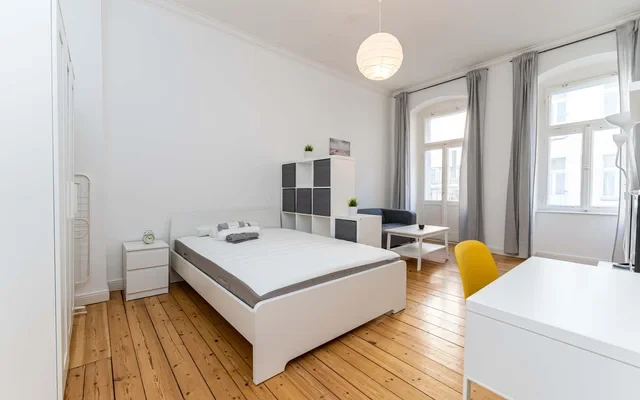 Studio Apartment 0