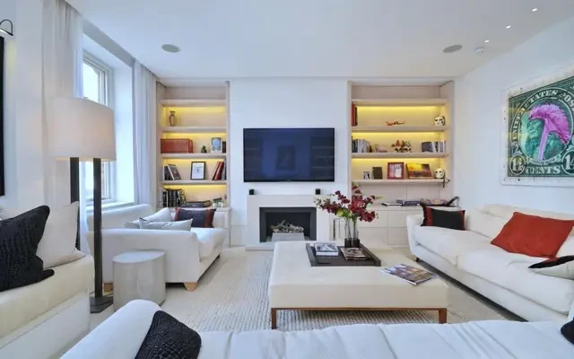 Adam's Row, Mayfair, London, W1K 2LA 0