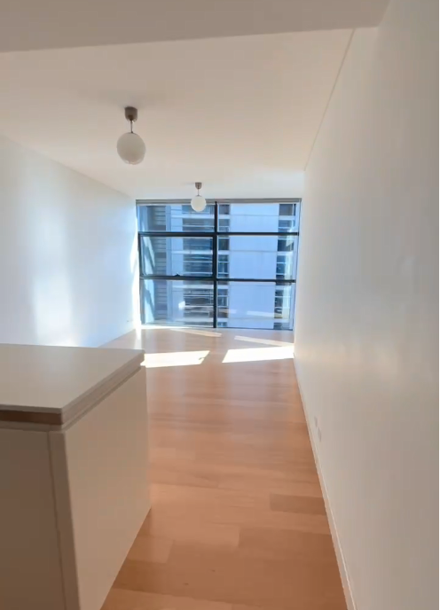 101 Bathurst St