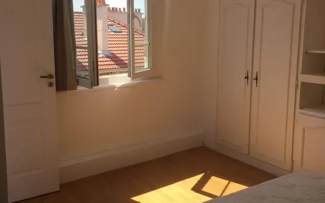 Ivry-sur-Seine 94e·18m²·F1·Studio·With furniture 4