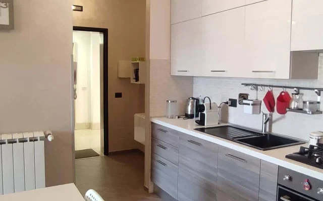 Via de Marchi fino a 5 posti letto-  Eur Fonte Laurentina 2