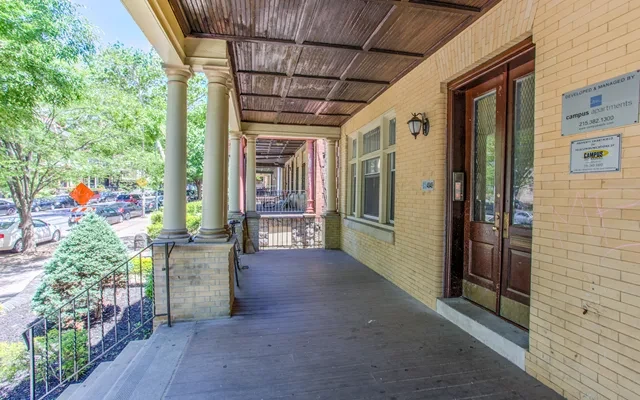 CA - 4048 Spruce Street 1