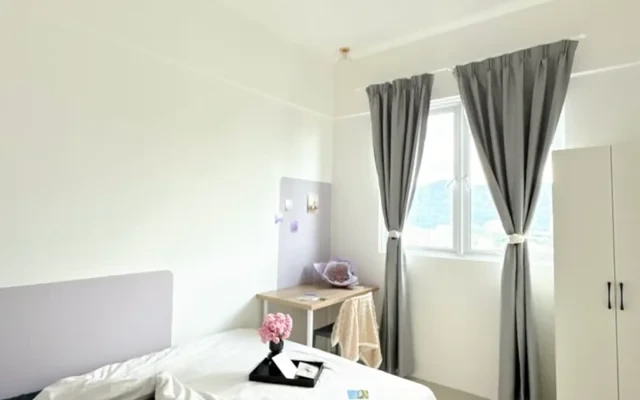 The Zen Condominium - Gelugor student accommodation - Room A3 - Middle Room CV31