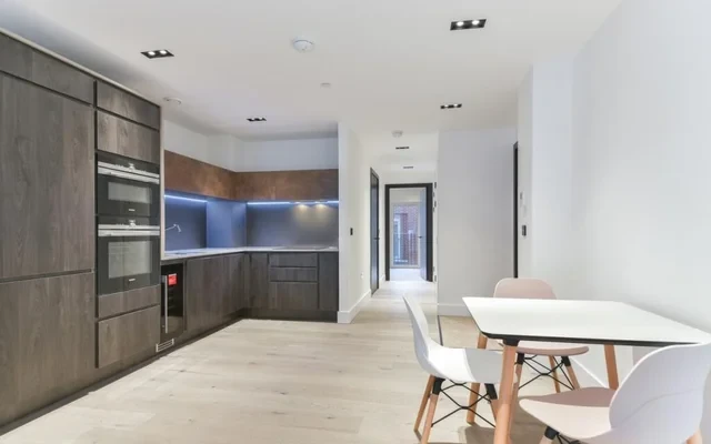 LH-Keybridge House 3