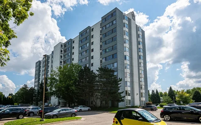 500 & 560 Proudfoot Lane 1