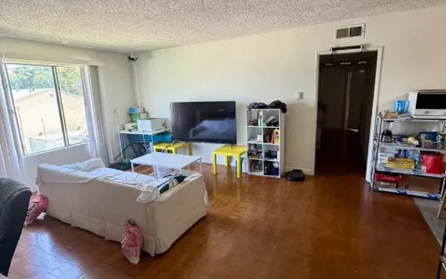2304 28th St - résidence étudiante à Sainte Monique - 3 Bed 2 Bath