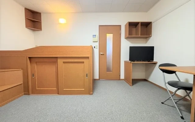 レオパレスWISTERIA - Fuji student accommodation - 205号房间(带独立厨房)