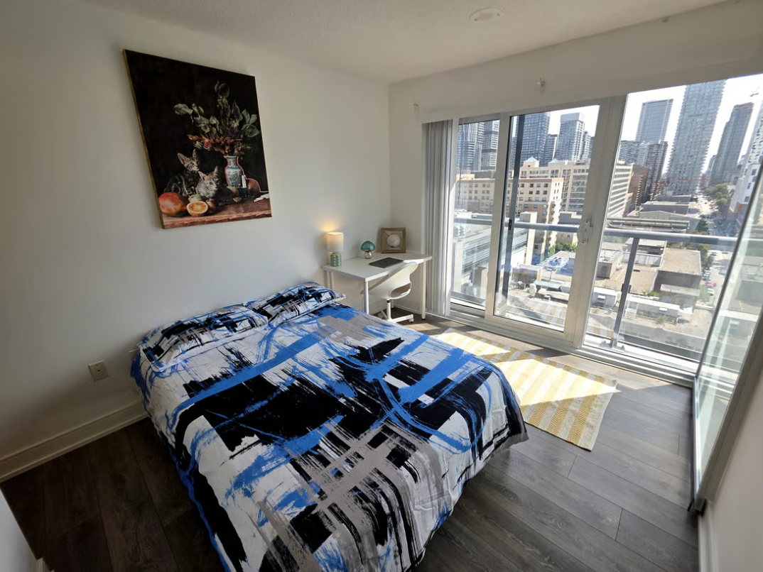 Sky Residence - McGill Street & Church Street