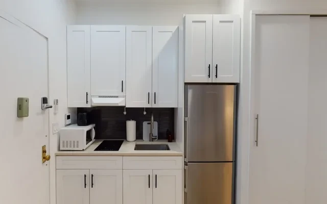 473 Central Park West 3