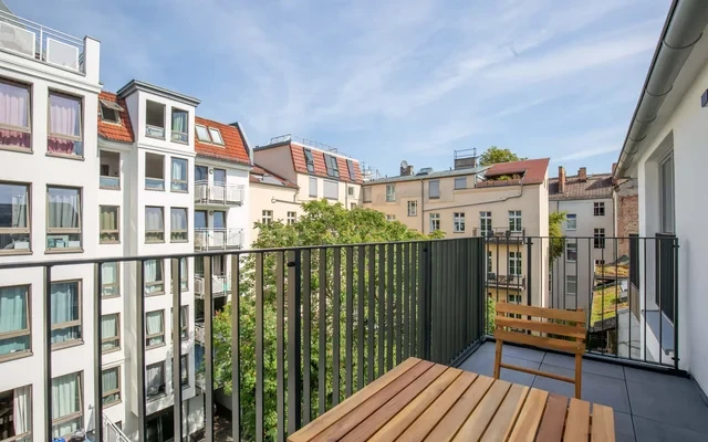 Flora 43, Berlin 1