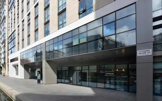 Merchant Square East 13091# 1