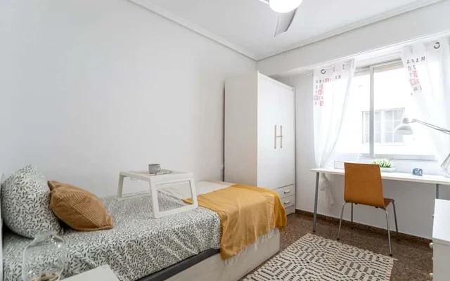 Piso de 4 habitaciones 4