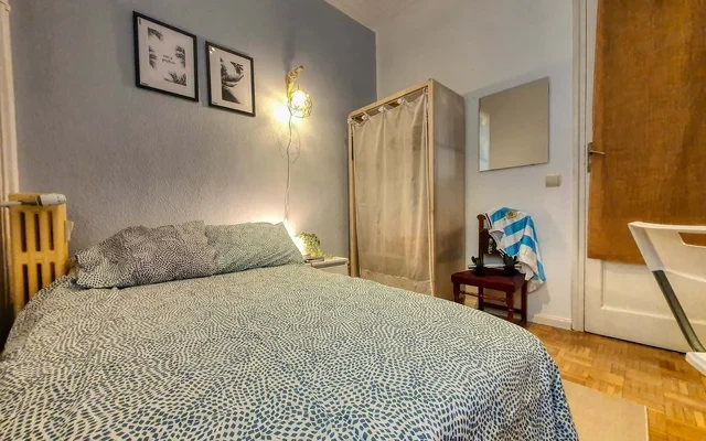 Calle de Vallehermoso Madrid 28015 Spain 1