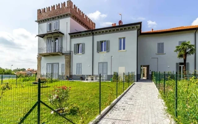 The Castle 0