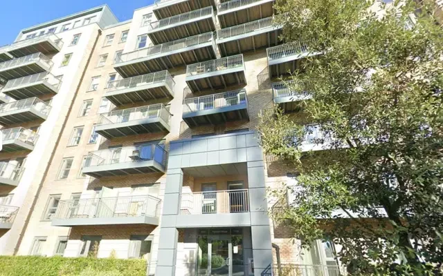 CW-Flat , Fermont House, Beaufort Square, London 0