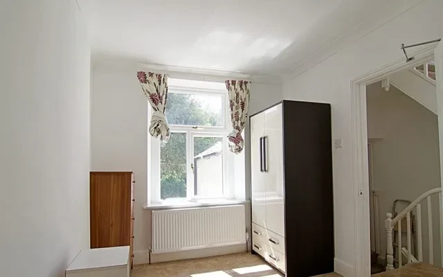 35 West Road, Lancaster 2