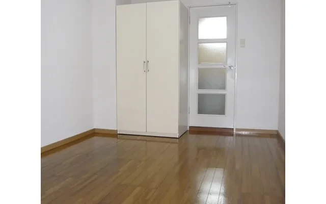 シティパレスニジュウイチキュウダイマエパートスリー 4